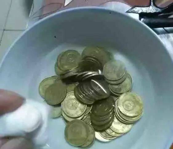 小心<strong></p>
<p>币神</strong>！你收藏的梅花套币可能是水洗币！