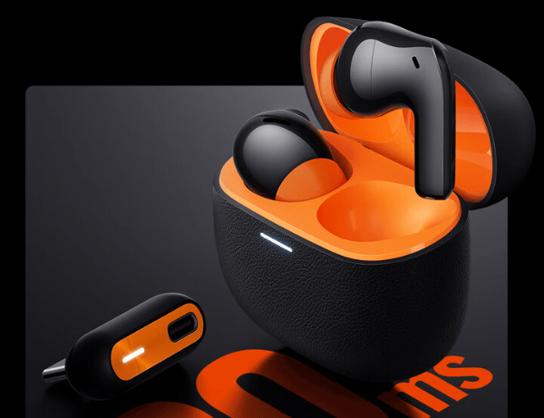 小米 Redmi Buds 5 Pro 电竞版耳机今日首销<strong></p>
<p>今日币价</strong>，到手价 499 元