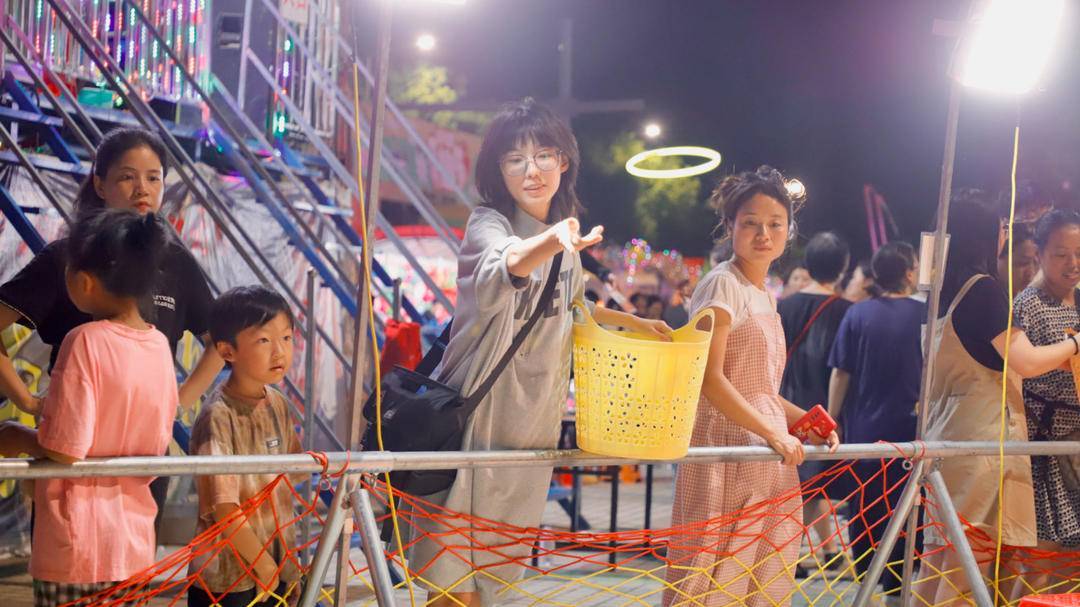 畅游市集<strong></p>
<p>满币云</strong>，欢乐满格！带你“云打卡”扬子晚报·北桥造趣节