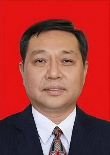 大学原党委书记<strong></p>
<p>币圈话题</strong>，任市委书记！