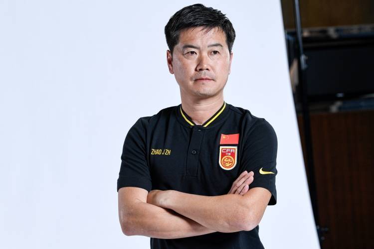 肇俊哲谈小奥斯卡：他太适合踢泰国新加坡<strong></p>
<p>桔子币</strong>，能否赶上世预赛不好说