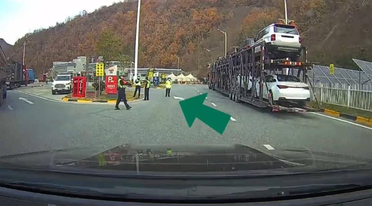 网红博主反映交警在高速上设卡查超速<strong></p>
<p>币圈币种</strong>，质疑其滥用职权，汉中警方回应