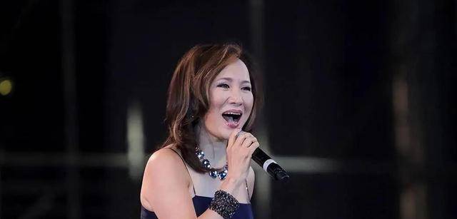 原来早已退出中国籍？被老外“玩腻就丢掉”的郑绪岚<strong></p>
<p>王莽币种类</strong>，却回国捞金