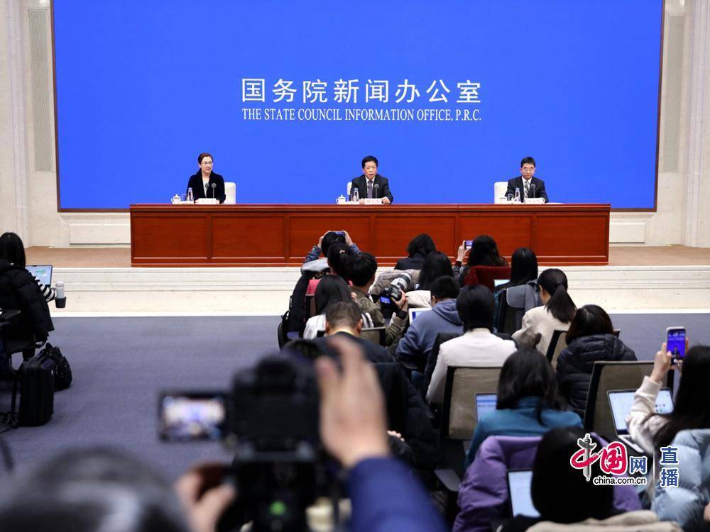 中央农办：40年来我国自然村数量减少约150万个<strong></p>
<p>币圈千里</strong>，乡村建设不能平均用力