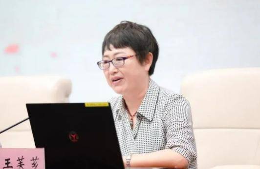 吉林一女官员被查！当过扫黑办主任<strong></p>
<p>盛源币今天价格</strong>，她曾说“吃人家的嘴短，拿人家的手短”