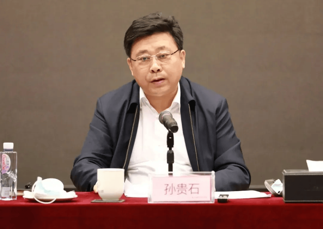 曾任唐山市委常委<strong></p>
<p>全球供应链炒币</strong>，孙贵石将亲戚在唐山市的房产作为专门宴请场所，多次组织领导及下属聚餐