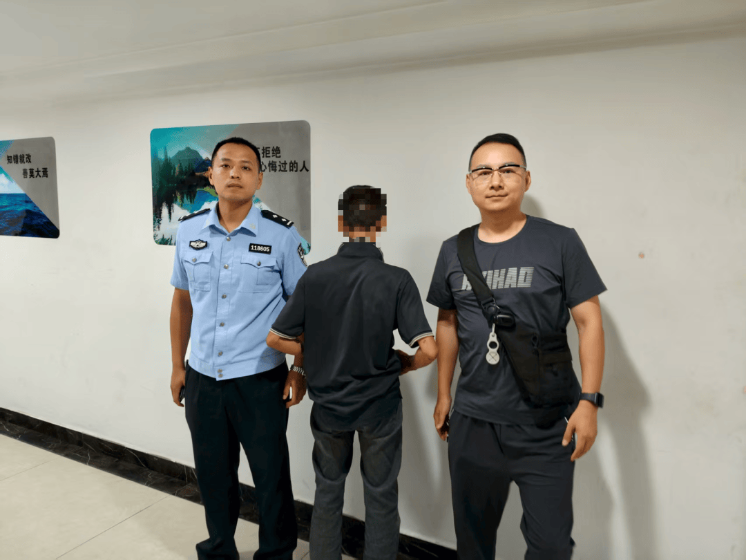 35岁男子深夜穿女装偷菜380斤<strong></p>
<p>aave</strong>，非法获利780余元，警方：刑拘