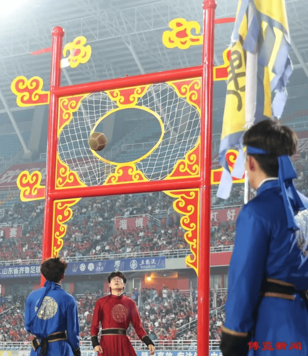 省级“苏超式”足球联赛持续扩容<strong></p>
<p>algo</strong>，多地创下现场观赛人数纪录