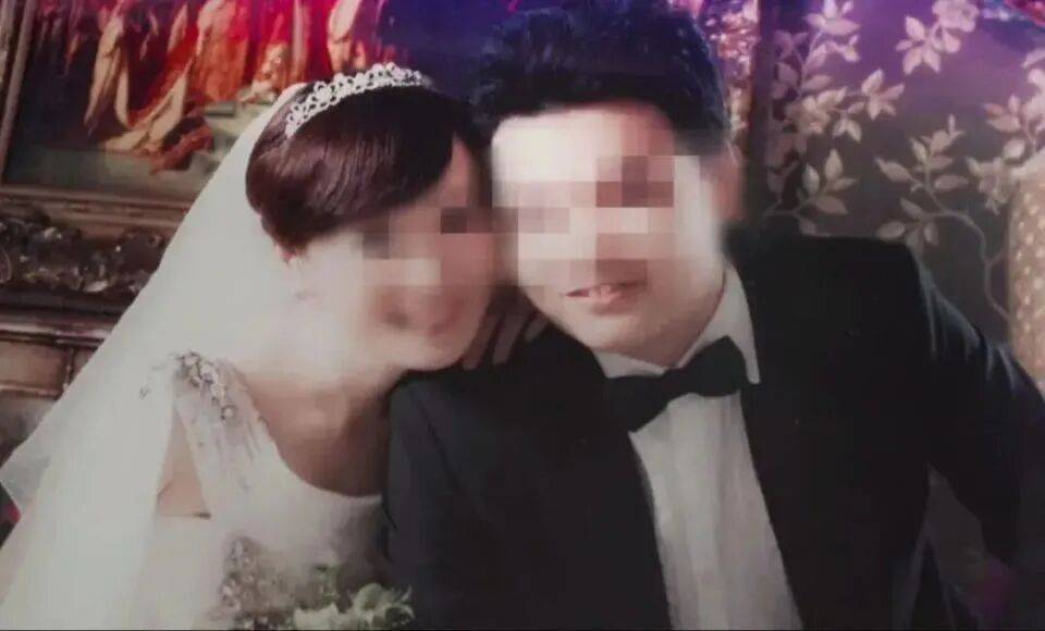 28岁妻子突发罕见病全身瘫痪<strong></p>
<p>atom下载</strong>，丈夫哄骗卖婚房携款失踪，检方强势介入