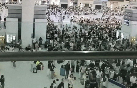 “不亚于春节回家”！凌晨5点<strong></p>
<p>atom下载</strong>，深圳有人已经堵在路上……