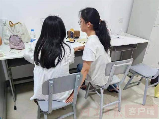 从8人间到夫妻房<strong></p>
<p>atom官网</strong>，郑州富士康员工幸福安居“进行时”