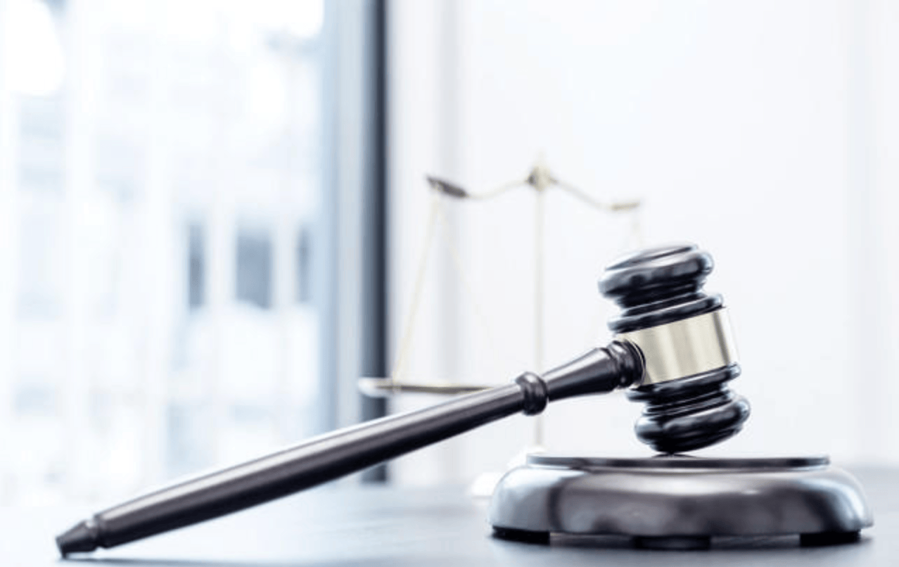 14岁女生与家人争吵后从18楼跳下身亡<strong></p>
<p>DAI</strong>，父母起诉物业、消防等索赔60万元被驳回