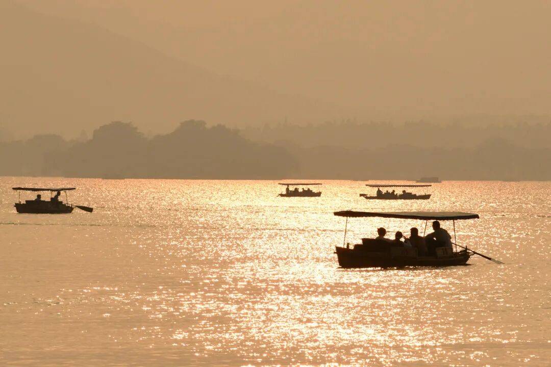 明起抵达浙江<strong></p>
<p>DAI</strong>，接连3波！将现17℃