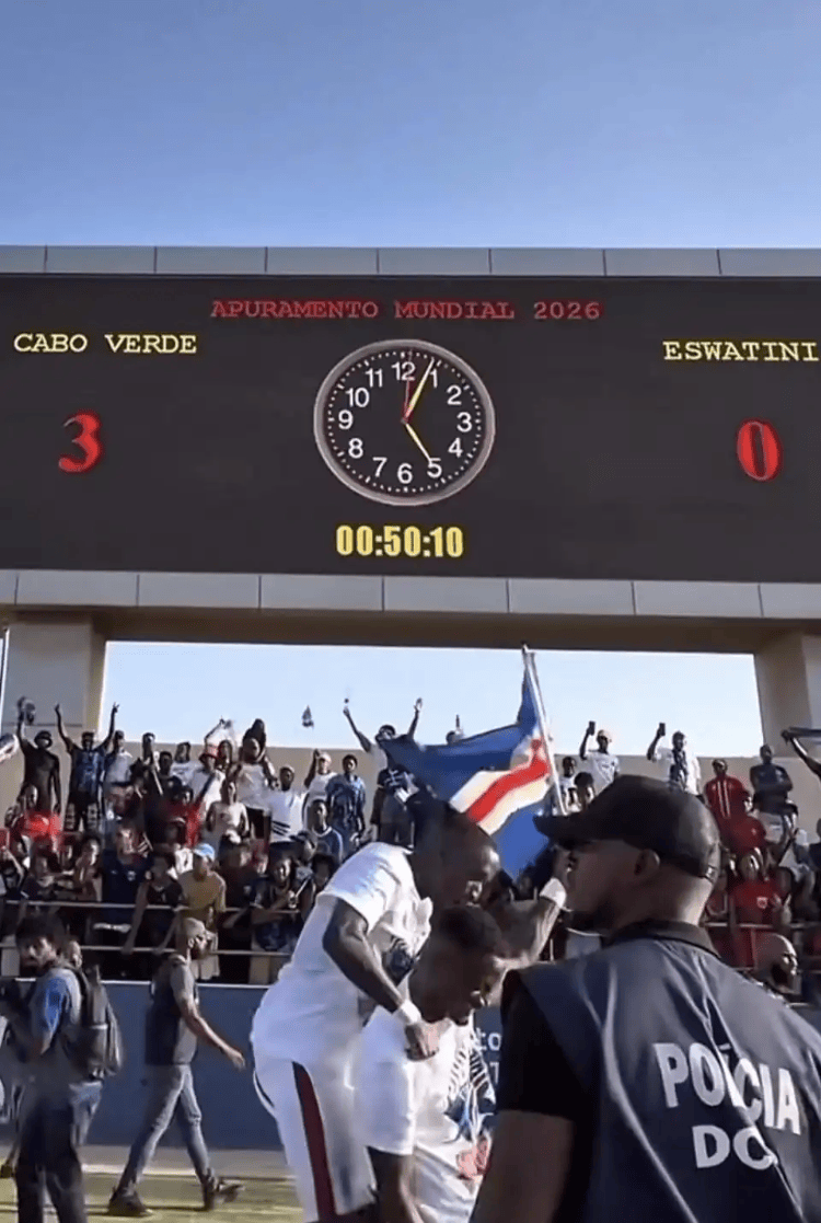 非洲不足60万人口小国冲进世界杯<strong></p>
<p>dot</strong>，怎么做到的？