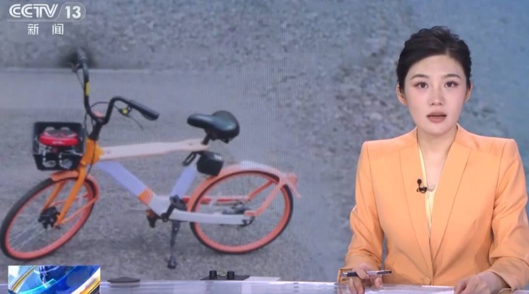 看着都疼<strong></p>
<p>FIL</strong>！上海街头一男子突然求助：10岁女儿被死死卡住！这个行为太危险→