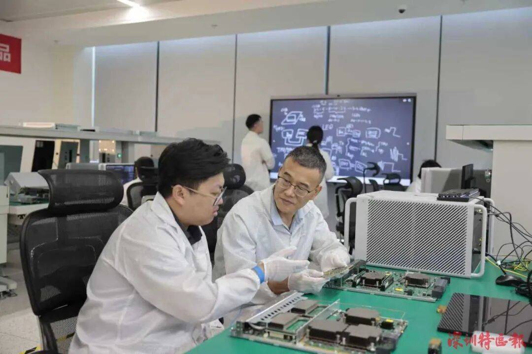 突破封锁<strong></p>
<p>FIL</strong>！国产！！可满足3-5nm芯片需求！！！