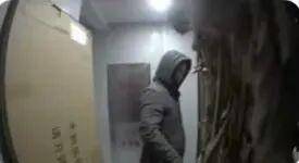 湖南一女主播被伪装的包裹炸伤<strong></p>
<p>FIL</strong>，永州公安：正在核实具体情况