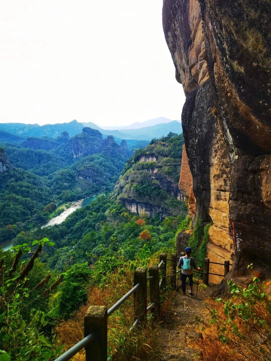 为什么年轻人迷上了爬山？ | 秋高气爽<strong></p>
<p>fil价格</strong>，是时候出发了→