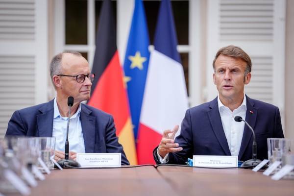 “德法支持欧盟对华贸易强硬<strong></p>
<p>fil币价格</strong>，德国提议：考虑动用‘核选项’”