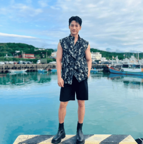 男演员周孝安<strong></p>
<p>hbar币</strong>，被逮捕！