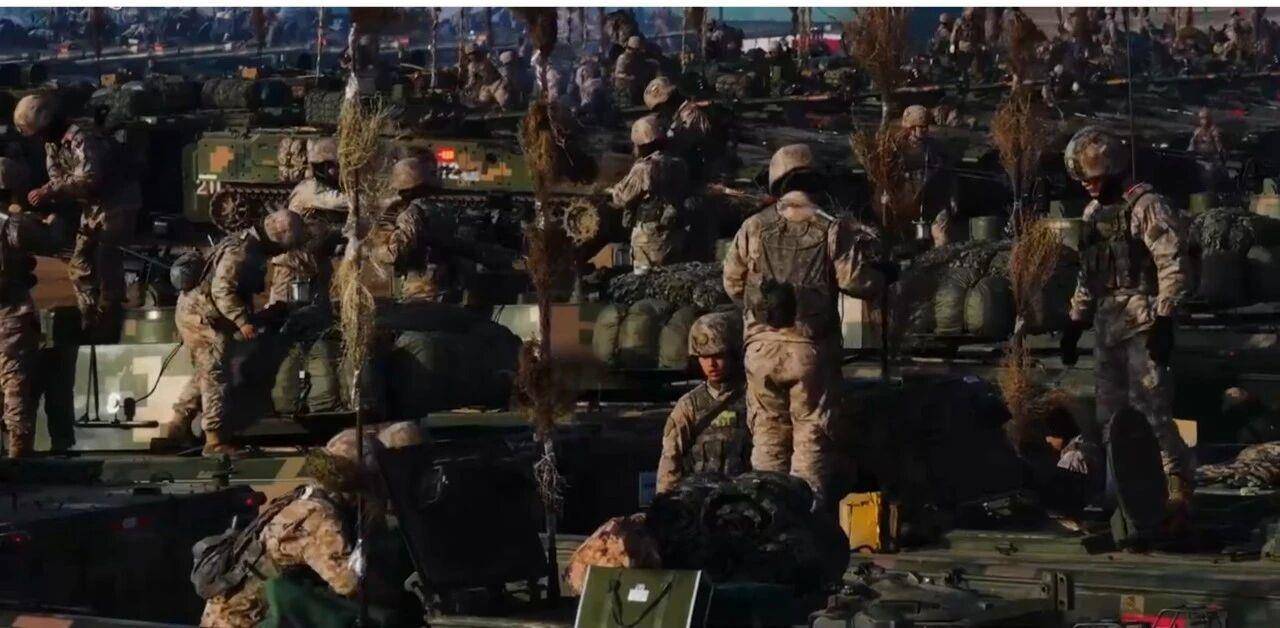 大场面!机器狗、无人机开路<strong></p>
<p>trump币</strong>,实兵对抗演练画面公布