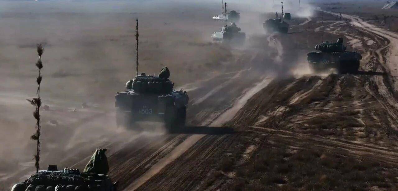 大场面!机器狗、无人机开路<strong></p>
<p>trump币</strong>,实兵对抗演练画面公布