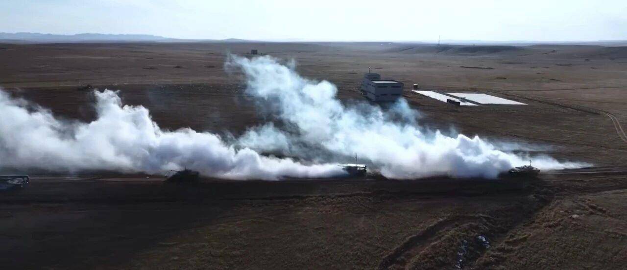 大场面!机器狗、无人机开路<strong></p>
<p>trump币</strong>,实兵对抗演练画面公布