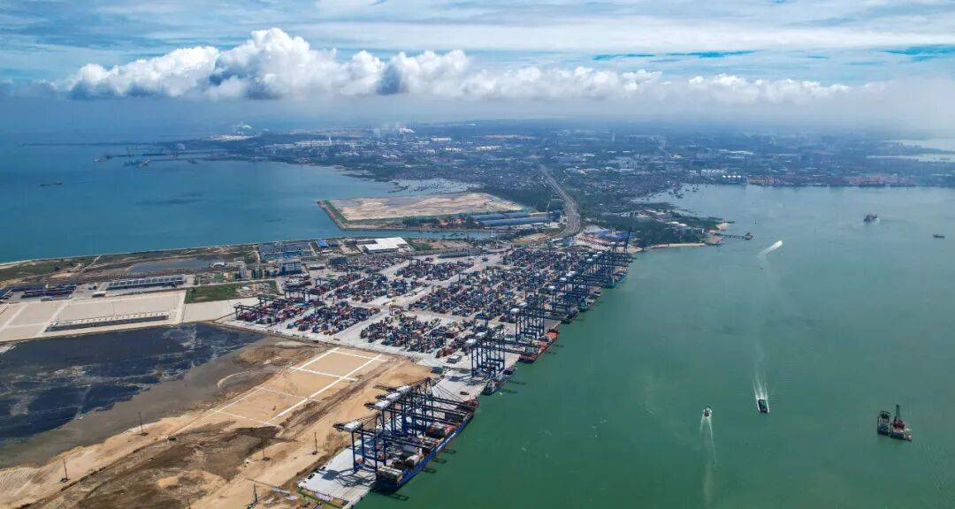 全面实现海南自由贸易港建设目标