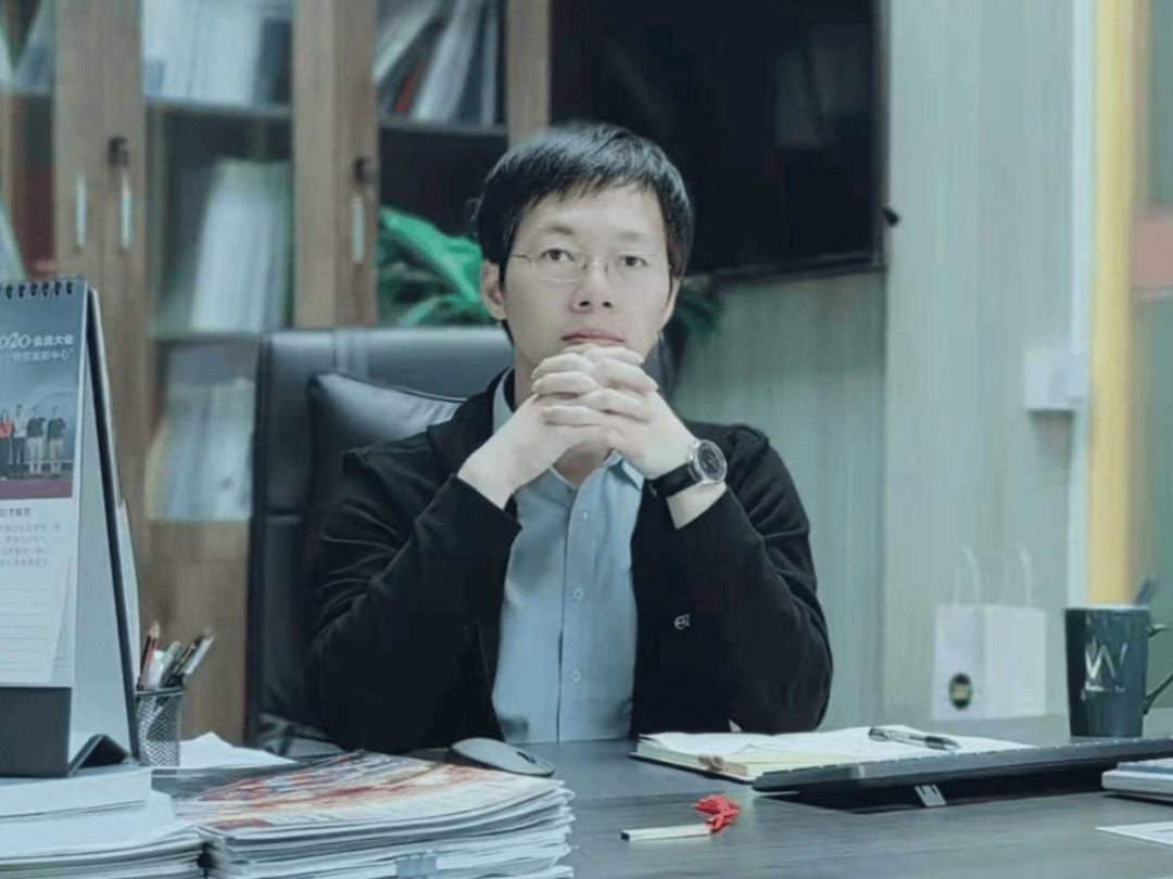 认真学习贯彻党的二十届四中全会精神<strong></p>
<p>TRUMP币暴跌</strong>！来听听他们怎么说