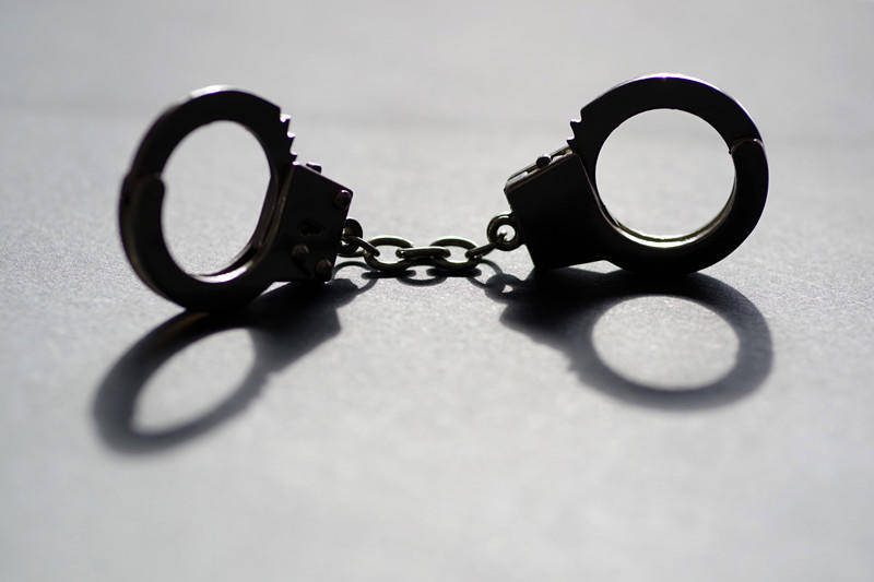 25岁男子欲出售父亲房产整容当网红<strong></p>
<p>TRUMP币出售</strong>，被说教后20多刀弑父 曾遭父亲家暴，获无期徒刑