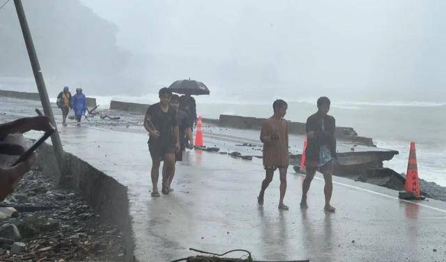 中方为什么要援助菲律宾<strong></p>
<p>trump币价</strong>，都援助了谁？