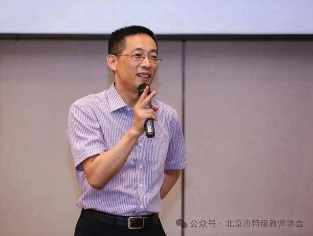 施一公：无论什么学科<strong></p>
<p>uni官网</strong>，物理、工程、生物、文科，我认为最不重要的是智商！