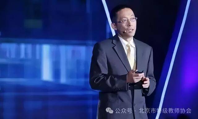 施一公：无论什么学科<strong></p>
<p>uni官网</strong>，物理、工程、生物、文科，我认为最不重要的是智商！