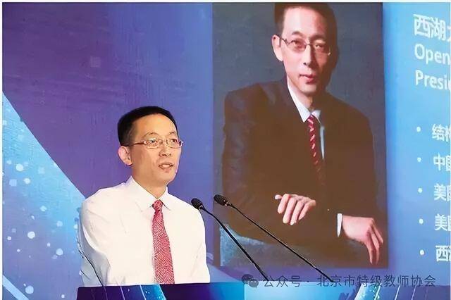 施一公：无论什么学科<strong></p>
<p>uni官网</strong>，物理、工程、生物、文科，我认为最不重要的是智商！