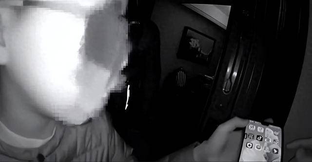 就差一步<strong></p>
<p>ada</strong>，杭州9岁男孩“送”光外公外婆上百万元养老金！“短短几分钟，钱跟流水一样被转走……”