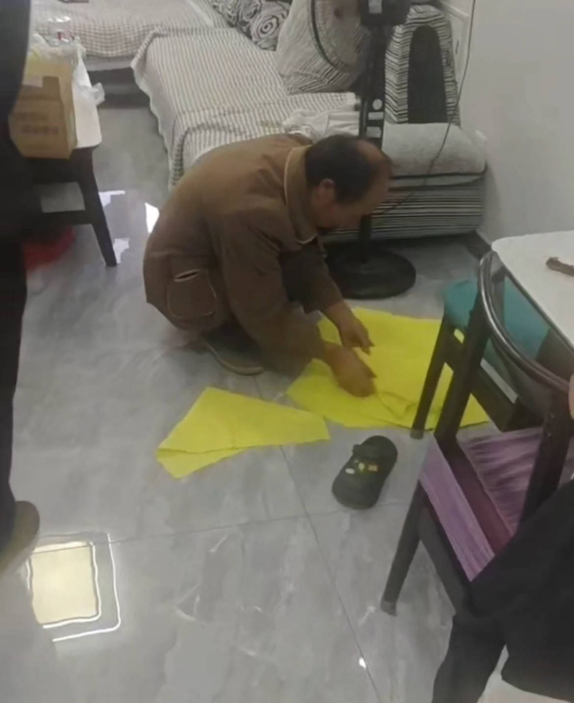 疑因离婚多年的前妻订婚<strong></p>
<p>BitGet官方注册</strong>，临沂一男子上门将其杀害，死者家属：检方已提起公诉