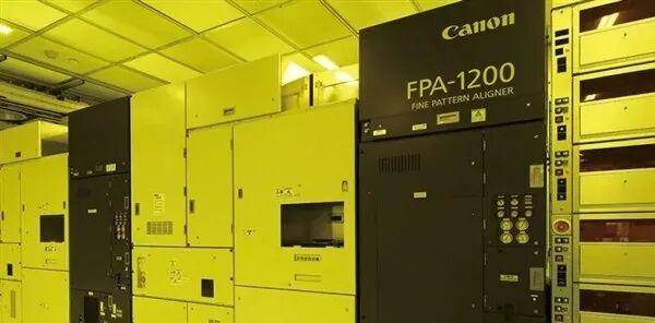 1.4nm制程<strong></p>
<p>BitGet官方注册</strong>！纳米压印技术突破