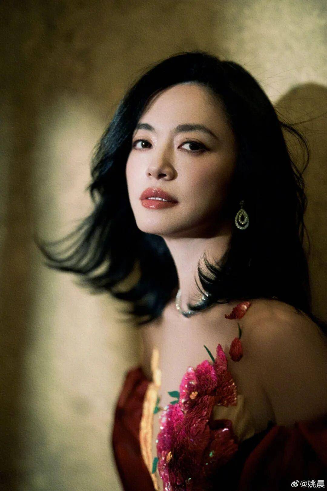 姚晨曹郁官宣离婚：多年前结束了婚姻关系<strong></p>
<p>btc美元价格</strong>，考虑当时孩子年幼，未对外公布，以后是家人一样的朋友