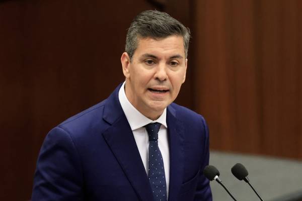 巴拉圭反对派议员不满：<strong></p>
<p>btc什么意思</strong>我们把自己贱卖给台湾