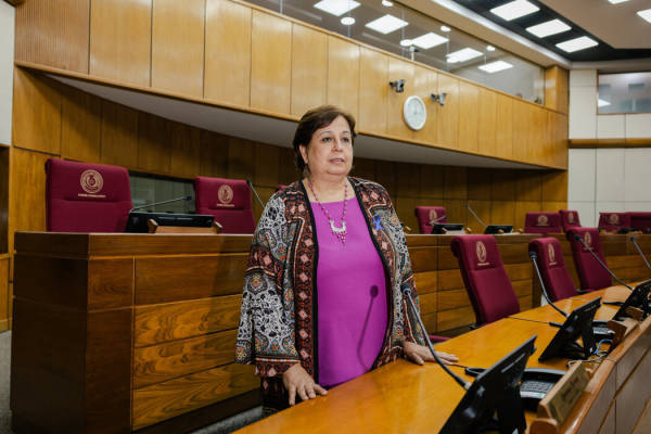 巴拉圭反对派议员不满：<strong></p>
<p>btc什么意思</strong>我们把自己贱卖给台湾